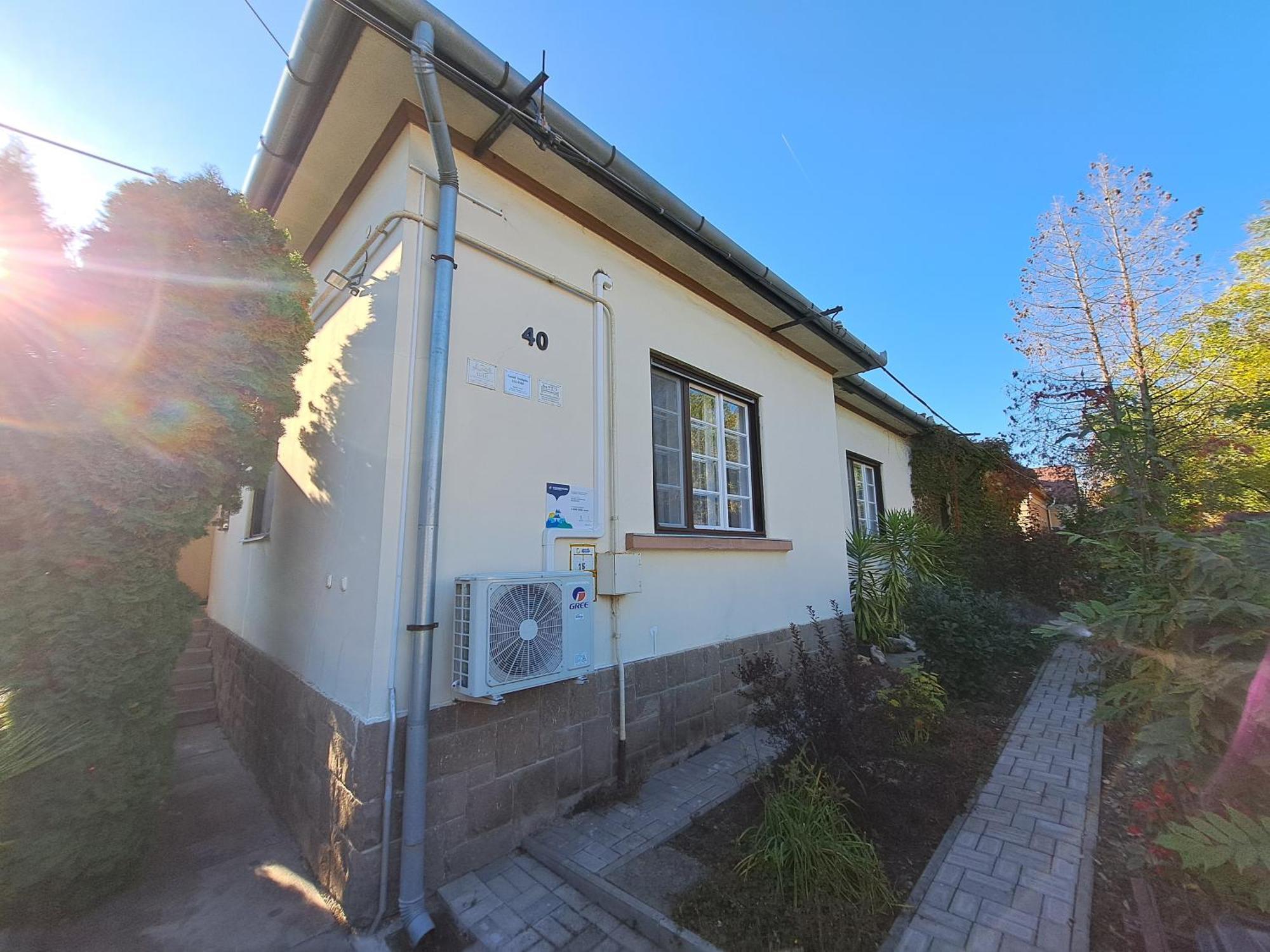 Csaladi Vendeghaz Apartment Eger Exterior photo